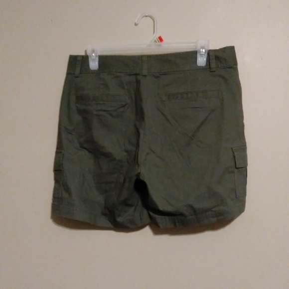 Shorts - Picture 2 of 2
